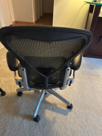 Herman Miller Aeron Classic Office Chair 2