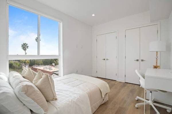 View (Select Units), Large Closets, Gas Range 1