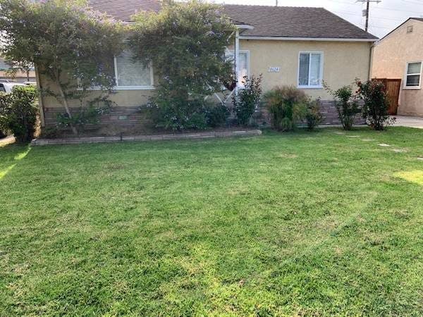 3 Bed + 2 Bath + Family Room, Central A/C, W/D, D/W, Refrigerator, 2-C 3