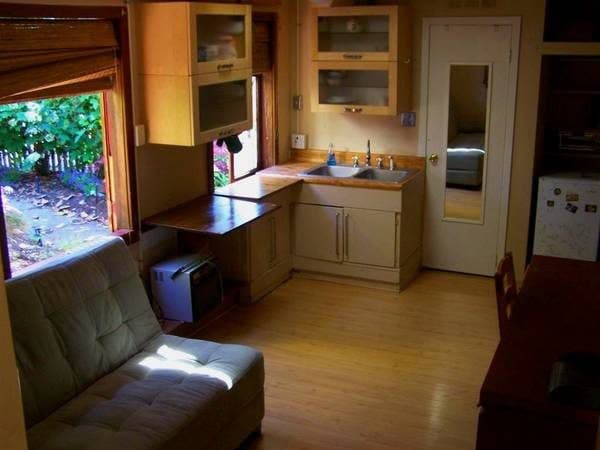 Studio/Kabin out front of house, near North Berkeley BART Station 3