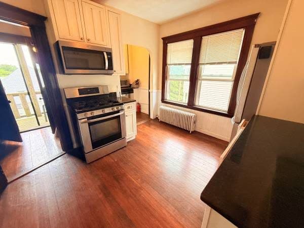 4 ROOMS AVAIL IN 5BED 2 BATH! TUFTS/GREEN LINE EXT. FREE LNDRY! 3