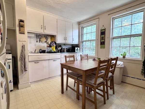 NO FEE!!! HT/HW INCLUDED! 3 BED/2 BATH ON BRIGHTON/BROOKLINE LINE 2