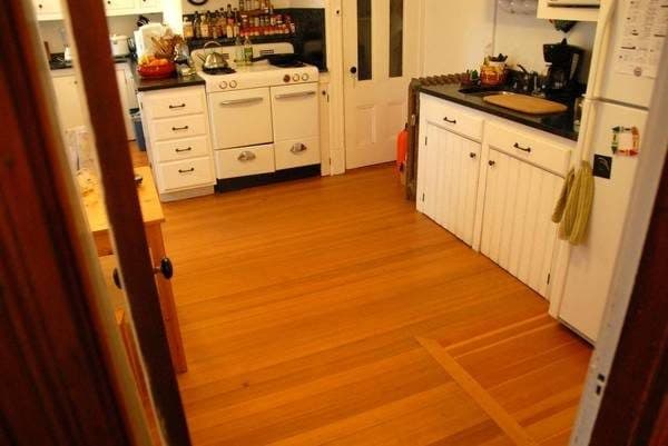 Eco-Friendly, Semi-Intellectual, Semi-Co-op - Cozy Room, Spacious Home 3