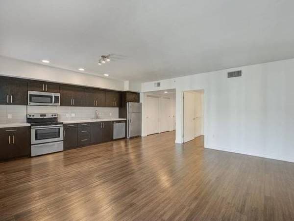 Stainless Finish Appliances, Incredible Location 1
