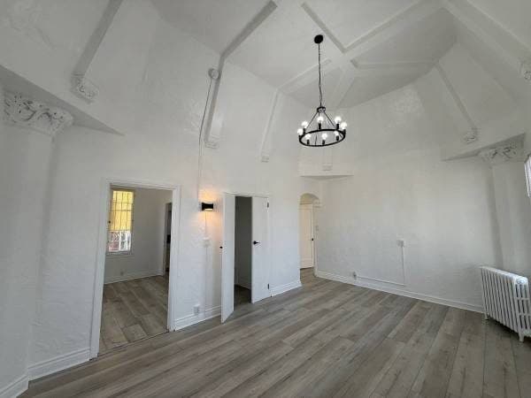 1BR Available at THE DU BARRY w PARKING! - MOVE IN SPECIALS AVAILBLE 2