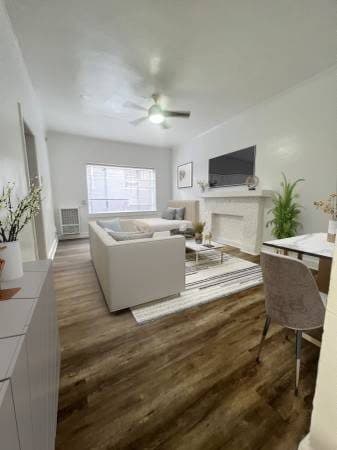 VILLA SHATTO HAS A BEAUTIFULLY RENOVATED STUDIO AVAILABLE! 1