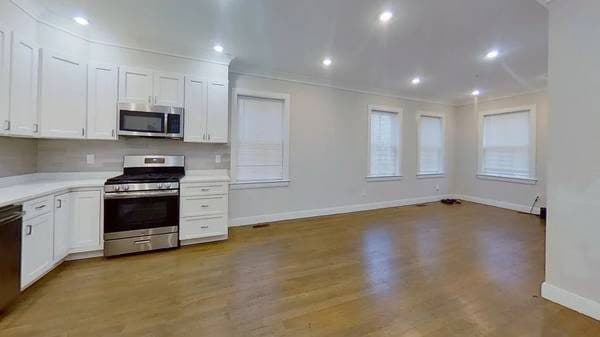 Gorgeous Allston 3 Bed 2.5 Bath w/ In Unit Laundry - Perfect for BU 3