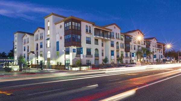 Stylish with Expansive Layout & Convenient Amenities 3