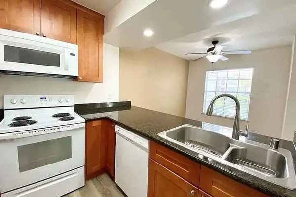 Quiet Unit Loaded with Sun & Great Storage Space 3