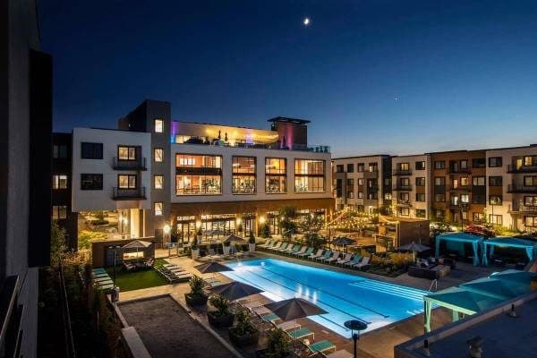 TMLP 14-mo. | Exclusive Rooftop Deck + Relaxing Pool-Your Next Home Awaits 3
