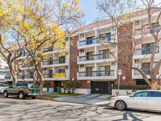 Dishwasher, Private Balcony, Walking Distance to Fine Dining 3