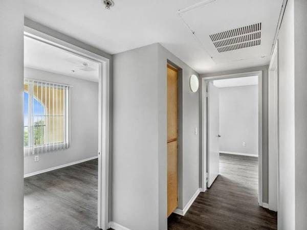 Senior 55+ Living! 2 BR Retreat in Central LA - Must-See Amenit 1