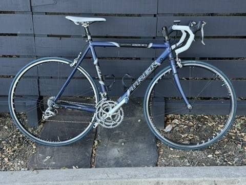 Trek 2200 Road Bike 1