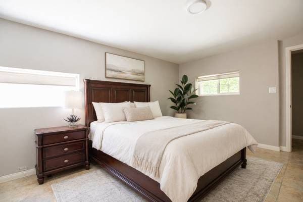 Quiet Toluca Lake Suite w/Private Bath•Near Studio (Woman Only) 1
