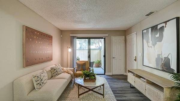 Luxurious 2 BR Retreat with Patio, Near Public Transit 1