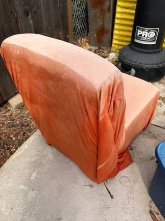 Free Orange Chair Can Remove Outer Fabric 1