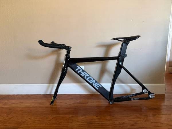Throne TRKLRD black 2