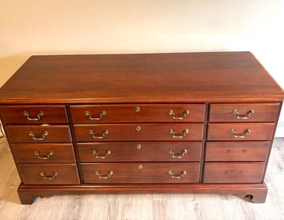 Vintage Link-Taylor Solid Mahogany 5-Piece Bedroom Set (Queen) 2