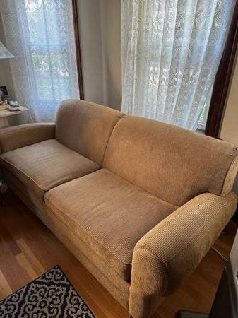 Circle Furniture Sofa 2