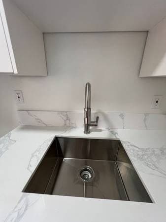 Remodeled Lower Level 1 Bedroom near East Hollywood!!! 3