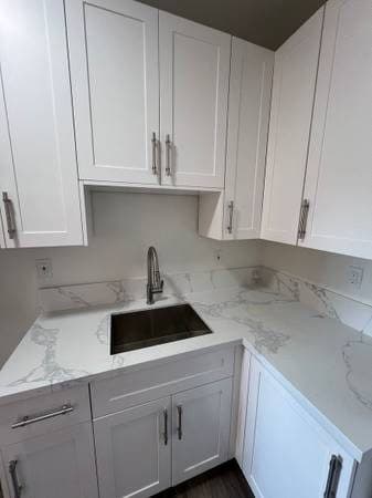 Remodeled Lower Level 1 Bedroom near East Hollywood!!! 2