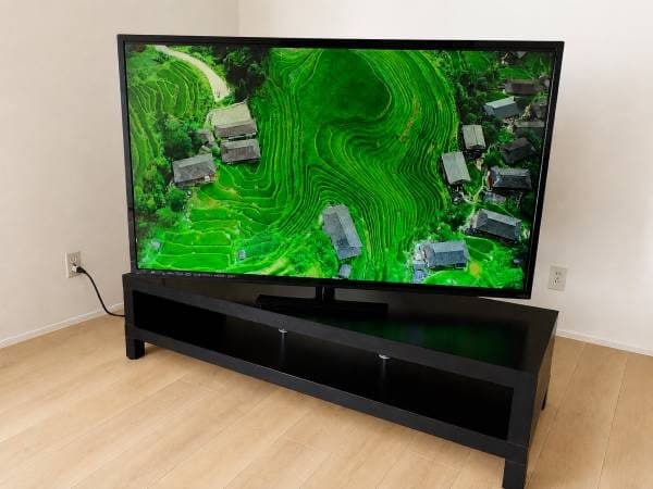 60’’ TV in perfect condition 1