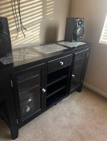 TV STAND // ENTERTAINMENT CENTER 1