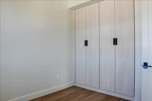 Los Angeles's charm: Perfect 1 bed, 1 bath in a coveted area. 3