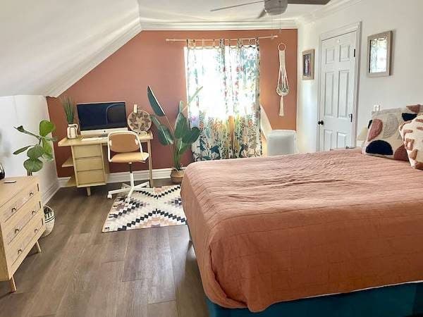 Large Light Filled Furnished Upstairs Bedroom Avail 11/1 1