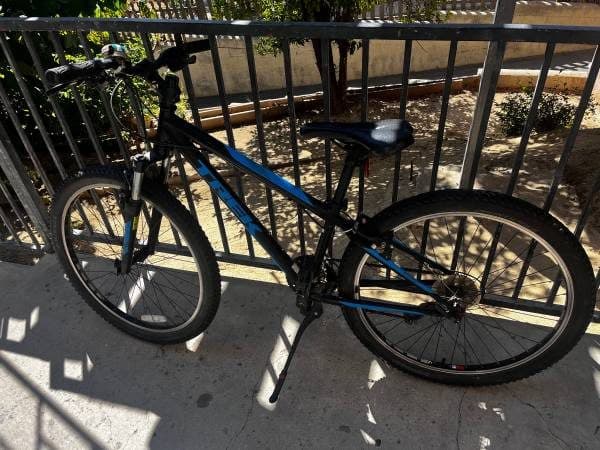 Trek 820 Bicycle 1