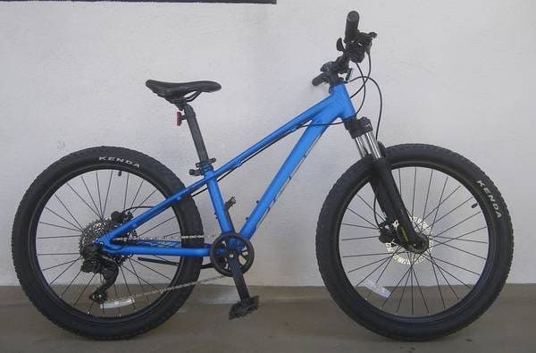 Giant STP 24 FS - 24 inch Wheels - Like New Condition 1