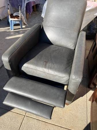 Free Leather Recliner Chair 1