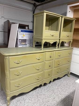 Vintage French Provincial OAK dresser with nightstands set 1