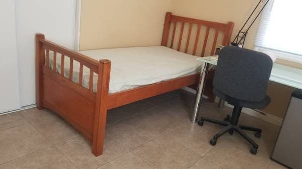 Solid Wood Twin Bed with Mattress 1