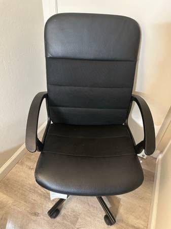 IKEA office chair 1