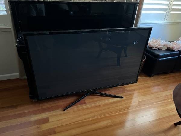 Free 52" Samsung TV 1