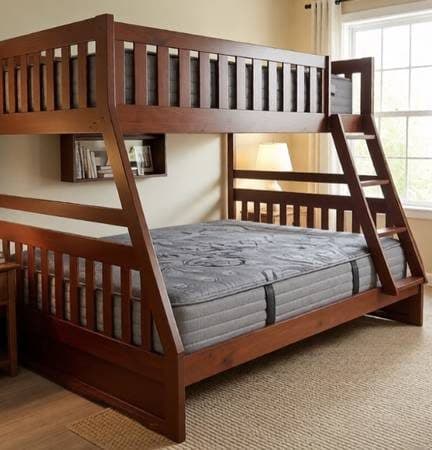 ****Twin / Full Bunk Bed w/Mattresses **** 1