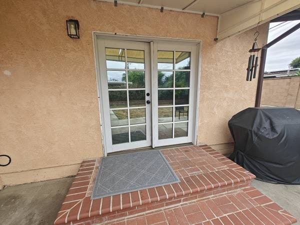 Extra Large Private Room, Private Bath, Private Entry. 1