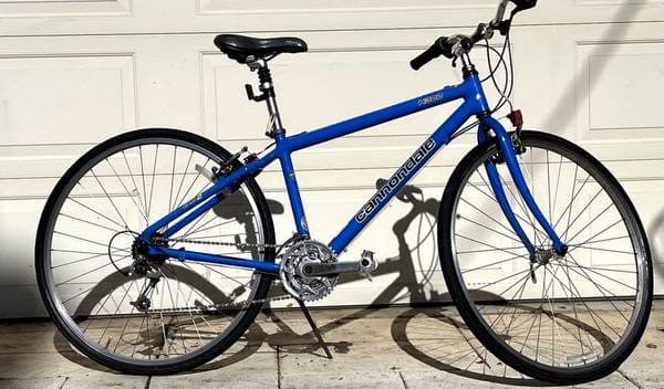Cannondale H300 Hybrid Bike - CAAD2 Aluminum, 700c, 21-Speed 1