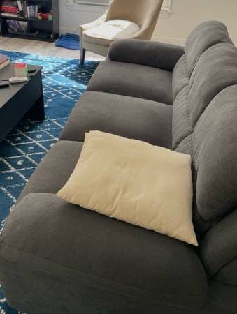 Couch 80” 2