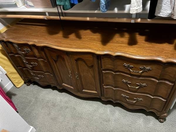 Thomasville Vintage French Provincial Style Dresser 1
