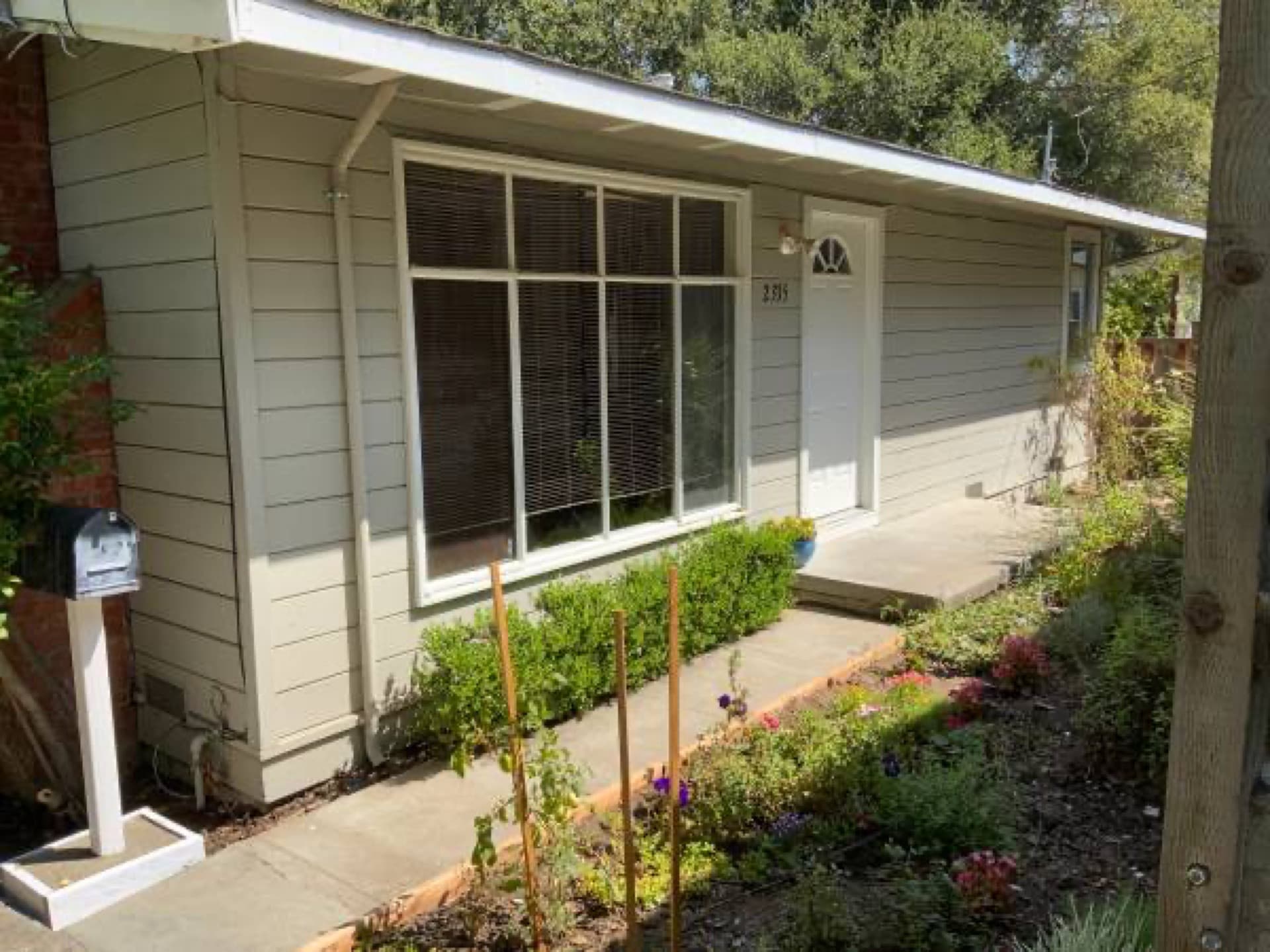Palo Alto - College Terrace 3BA / 2BA 1035sf 2