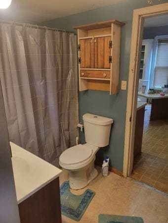 2 Bedroom 1 Bath in SE Como 3