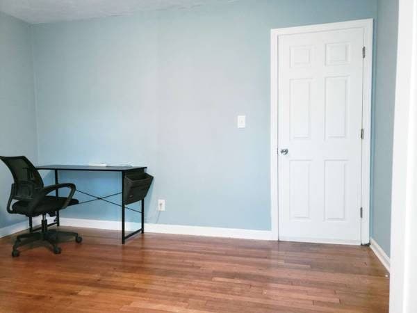 Nice Furnished Room nr Shops, T to BU, NEU, Downtown, C/A, Pool, 9/1 3