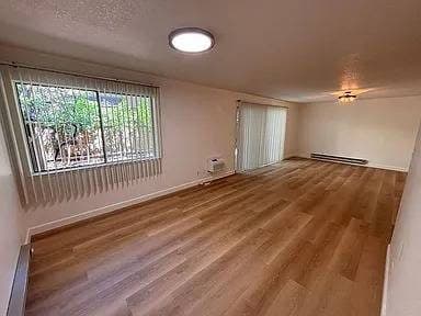 Renovated 2- bedroom 2 bathroom Apartment 2