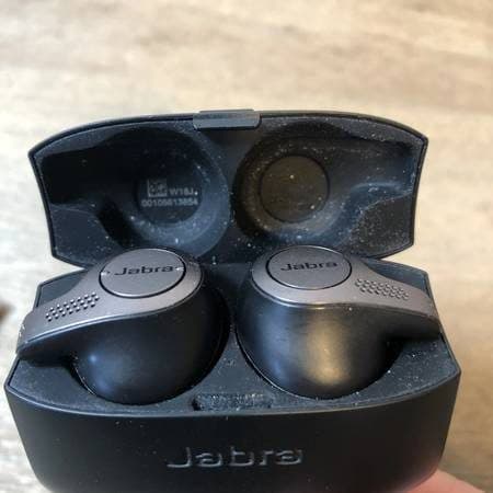 Jabra Elite 65t true-wireless earbuds with charging case 2