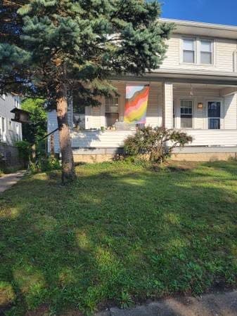 Looking for Professional Roomate or Grad Student 1