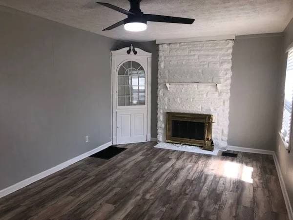 Updated Cape Cod in Wiltshire Heights! 3