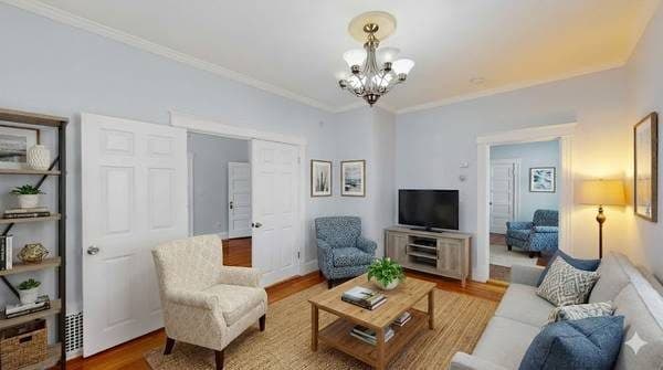 Rooms for Rent in Renovated 3BR Downtown Salem Apt – Prime Location! 2