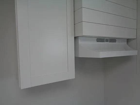3 rooms + bath, Remodeled Kitch, Berber carpeting, Hw & Park INCL 3